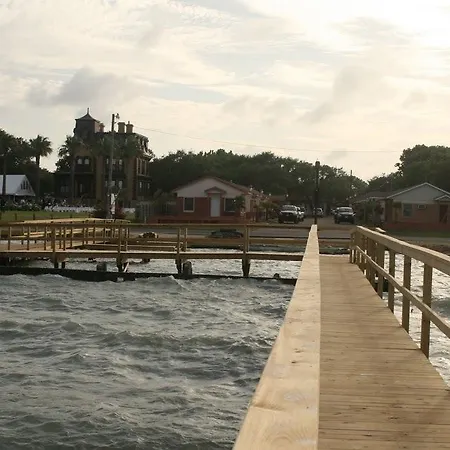 Bayfront Cottages-2